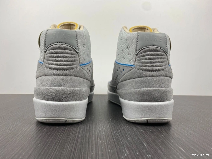 2 Grey DN3802-001 Jordan Retro Fog Union 0818